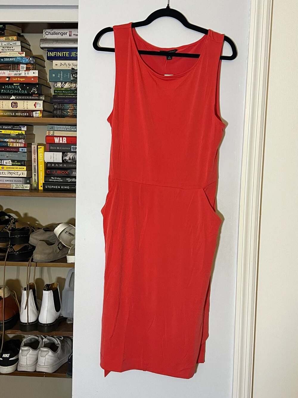 Banana Republic Sleeveless Knit Sheath Dress with Pockets